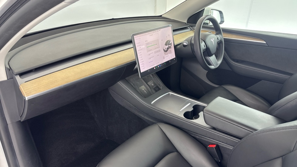 TESLA MODEL Y HATCHBACK Long Range AWD 5dr Auto
