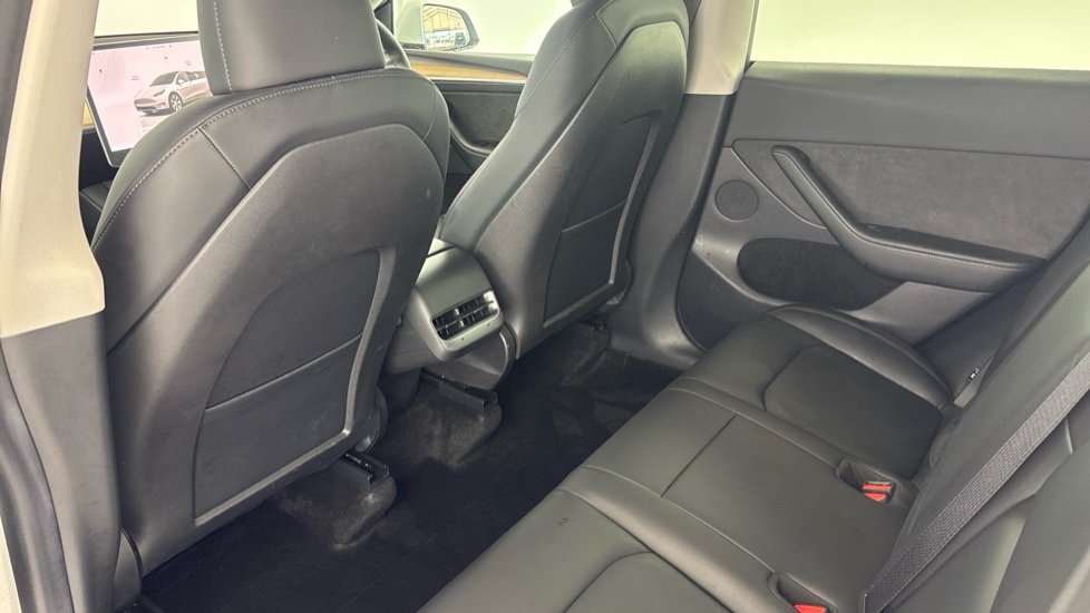 TESLA MODEL Y HATCHBACK Long Range AWD 5dr Auto