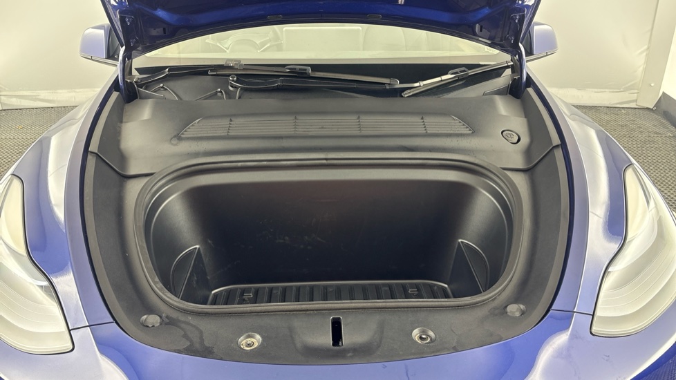 TESLA MODEL Y HATCHBACK Long Range AWD 5dr Auto