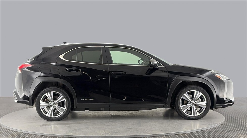 LEXUS UX Image 6