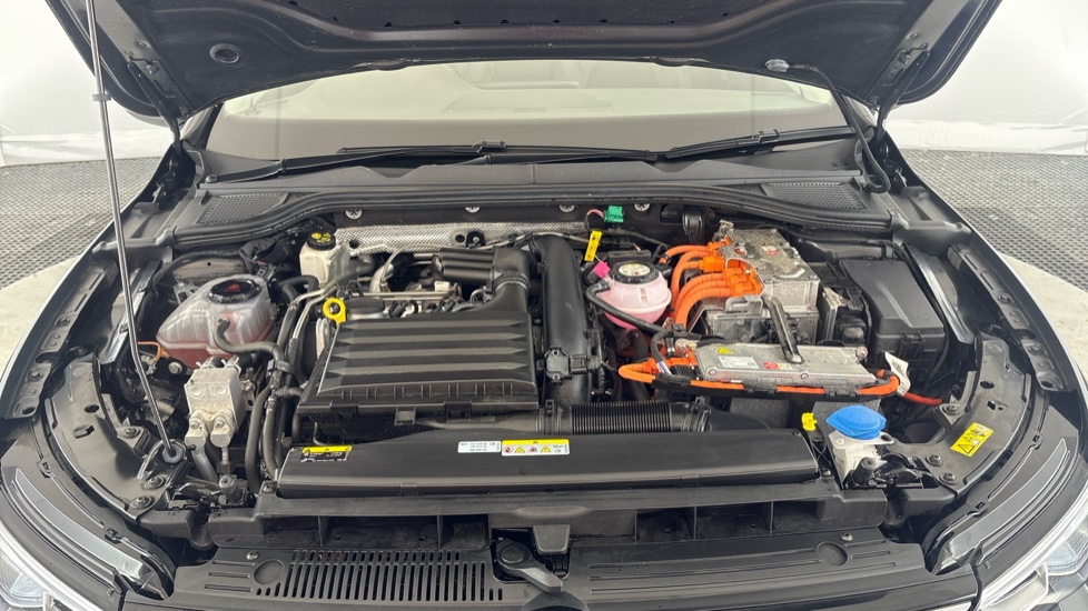 Volkswagen GOLF HATCHBACK 1.4 TSI eHybrid Style 5dr DSG