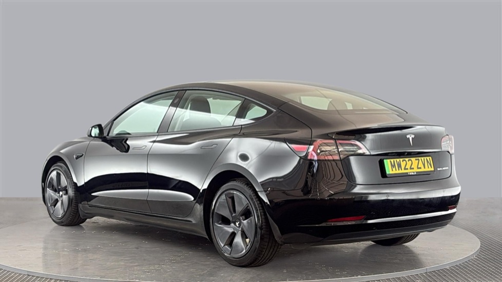 TESLA MODEL 3 Image 3