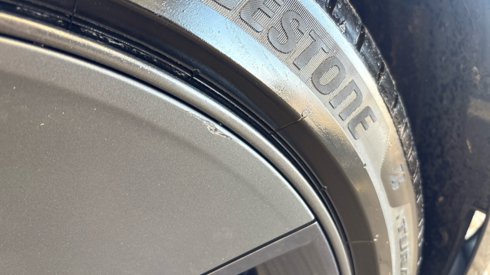 TESLA MODEL 3 Scuff