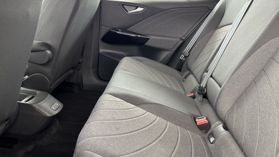 VOLKSWAGEN ID.3 Image 14