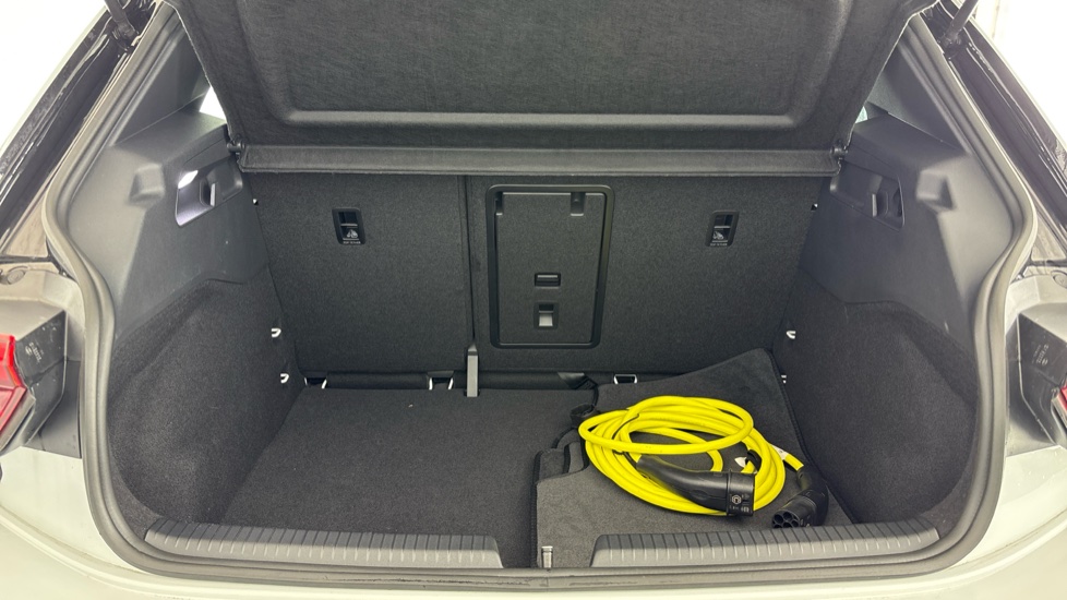 VOLKSWAGEN ID.3 Image 15