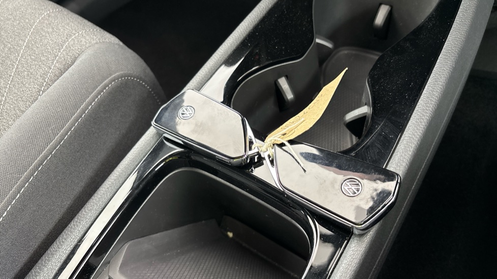 VOLKSWAGEN ID.3 2 keys available