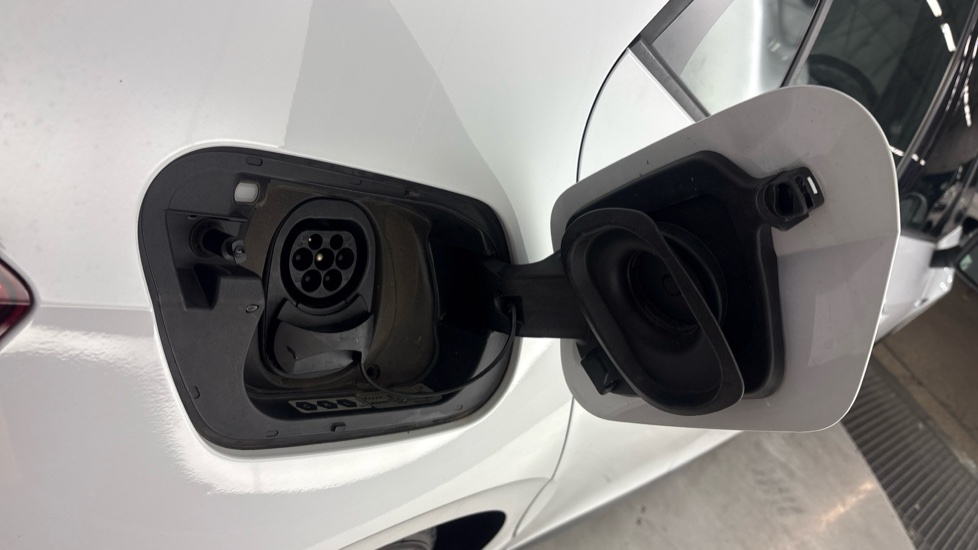 VOLKSWAGEN ID.3 HATCHBACK 150kW Life Pro Performance 58kWh 5dr Auto