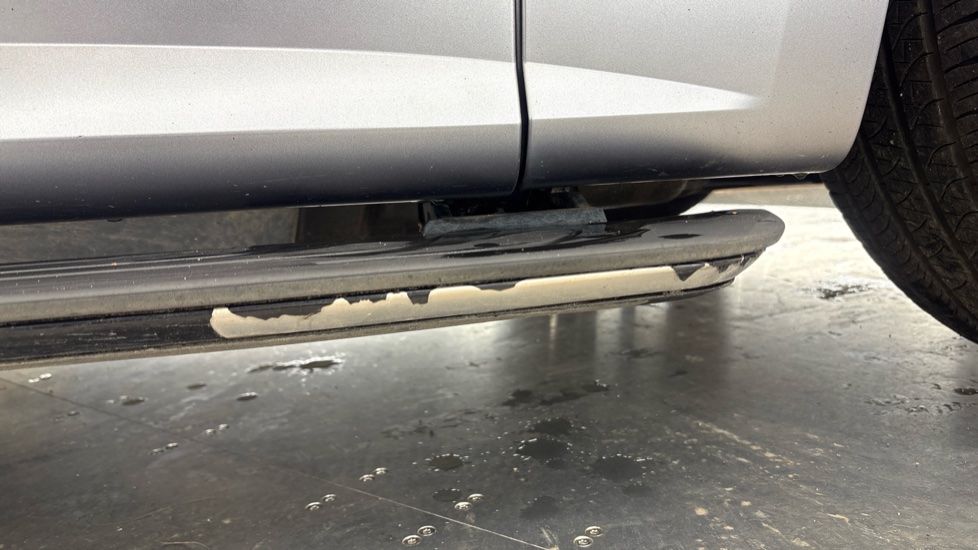 LAND ROVER RANGE ROVER SPORT Worn