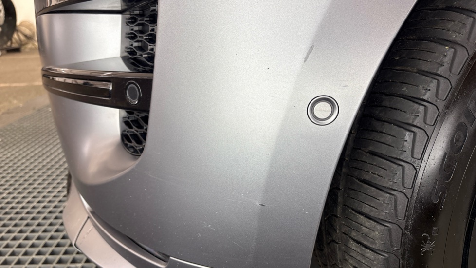 LAND ROVER RANGE ROVER SPORT Scuff and scratches