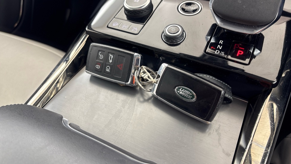 LAND ROVER RANGE ROVER SPORT 2 keys available