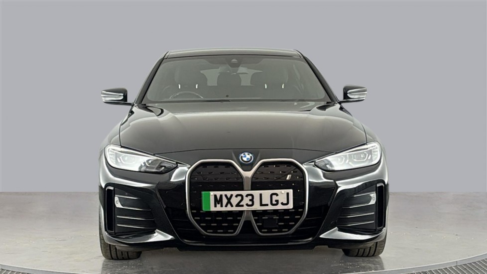 BMW I4 Image 8
