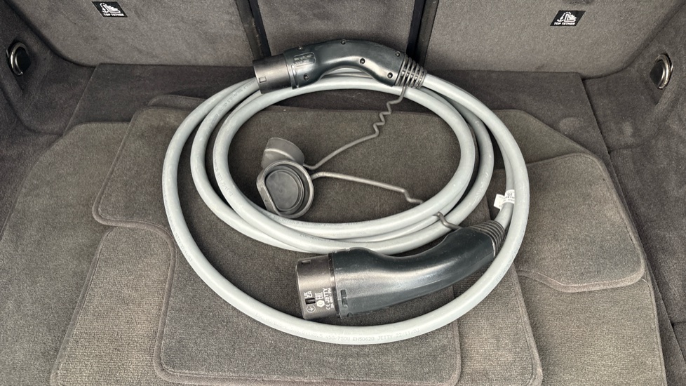 BMW I4 Image 22