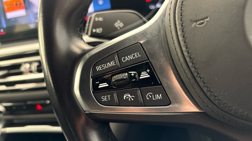 BMW I4 Cruise control