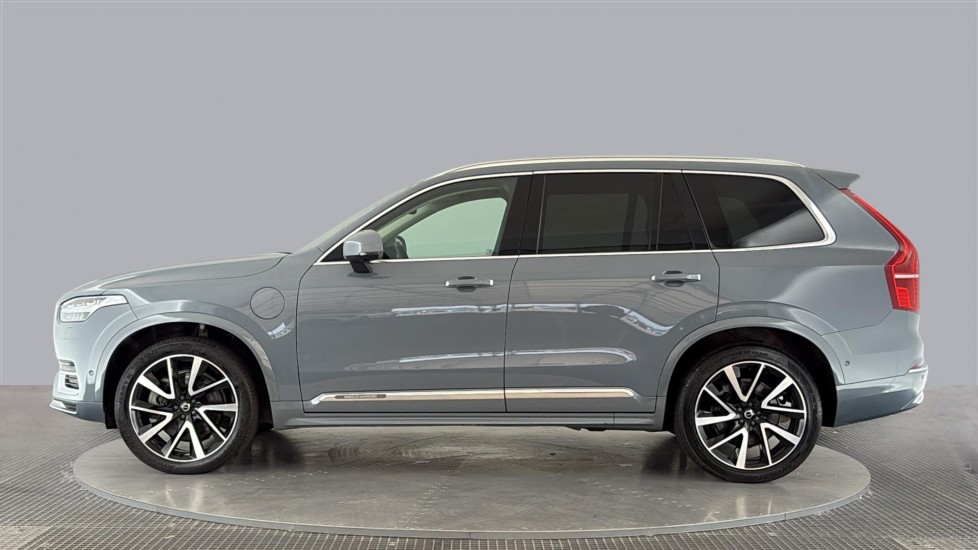 VOLVO XC90 Image 2