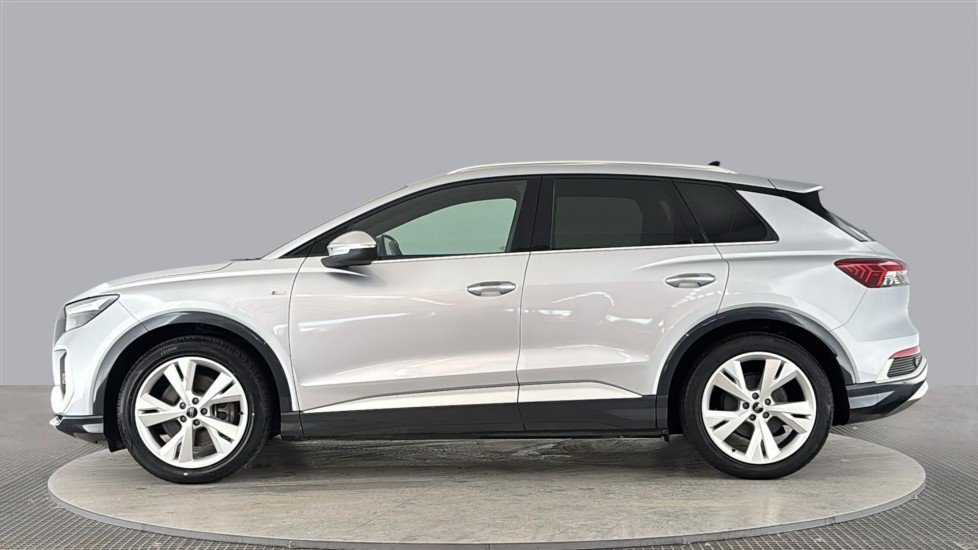 AUDI Q4 E-TRON ESTATE 210kW 45 82kWh S Line 5dr Auto [Leather]