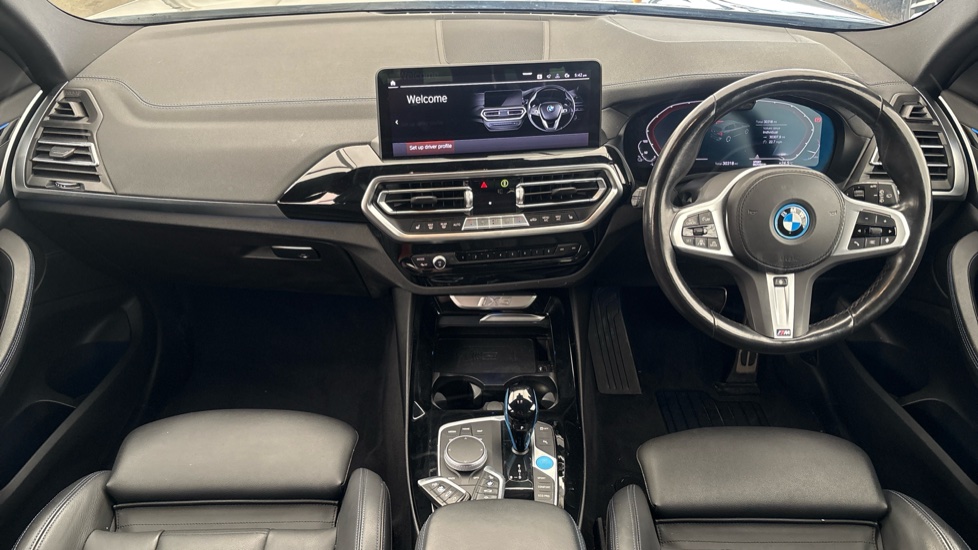 BMW iX3 Image 11