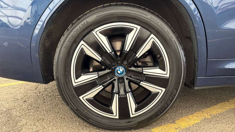 BMW iX3 Image 19