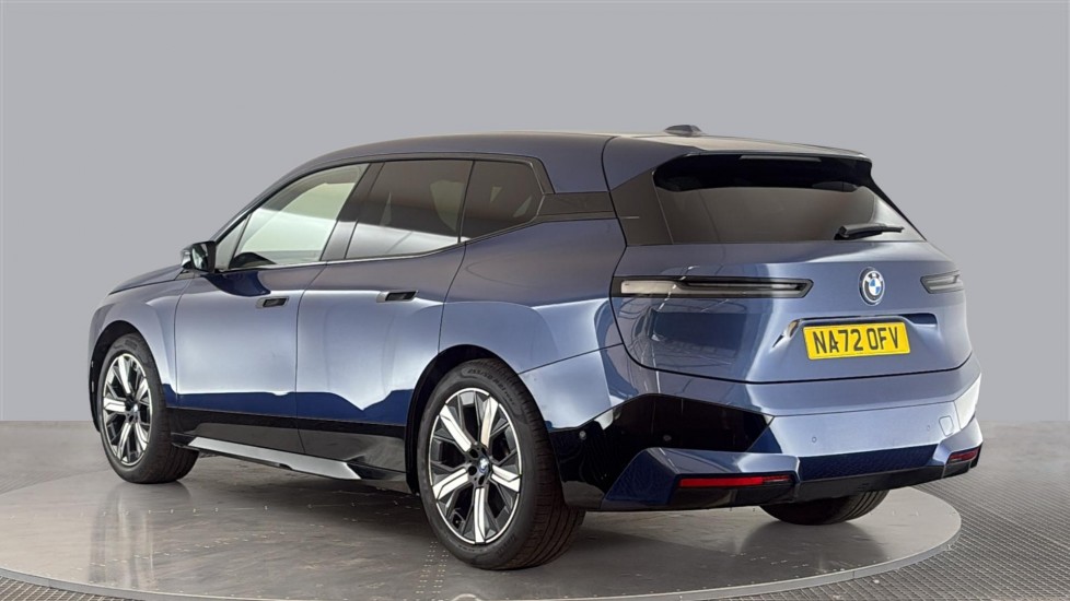 BMW iX Image 3