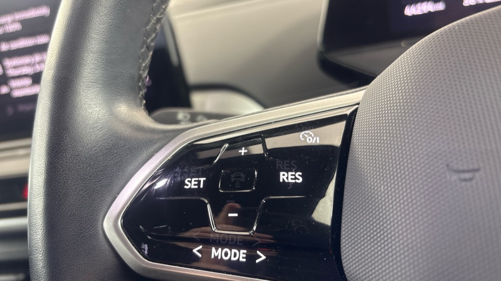 Volkswagen ID.4 ESTATE 109kW Life Pure 52kWh 5dr Auto