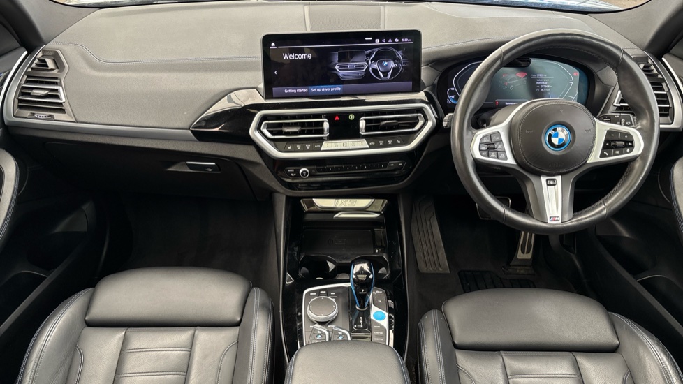 BMW iX3 Image 11