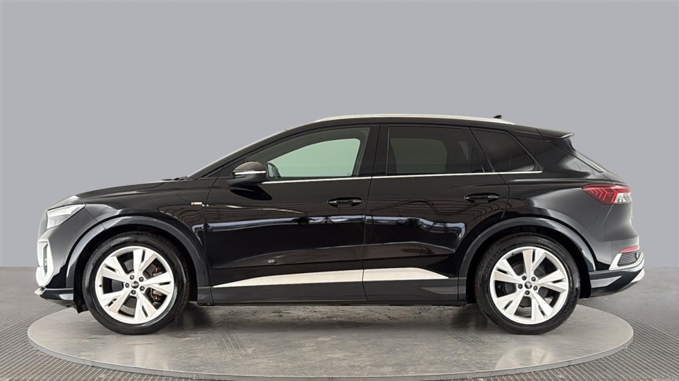 AUDI Q4 Image 2