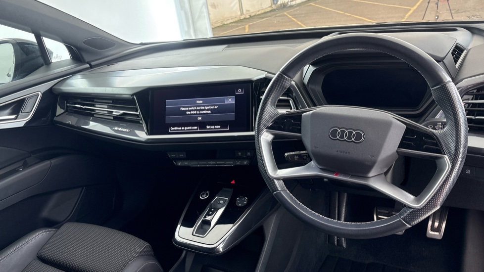 AUDI Q4 Image 9