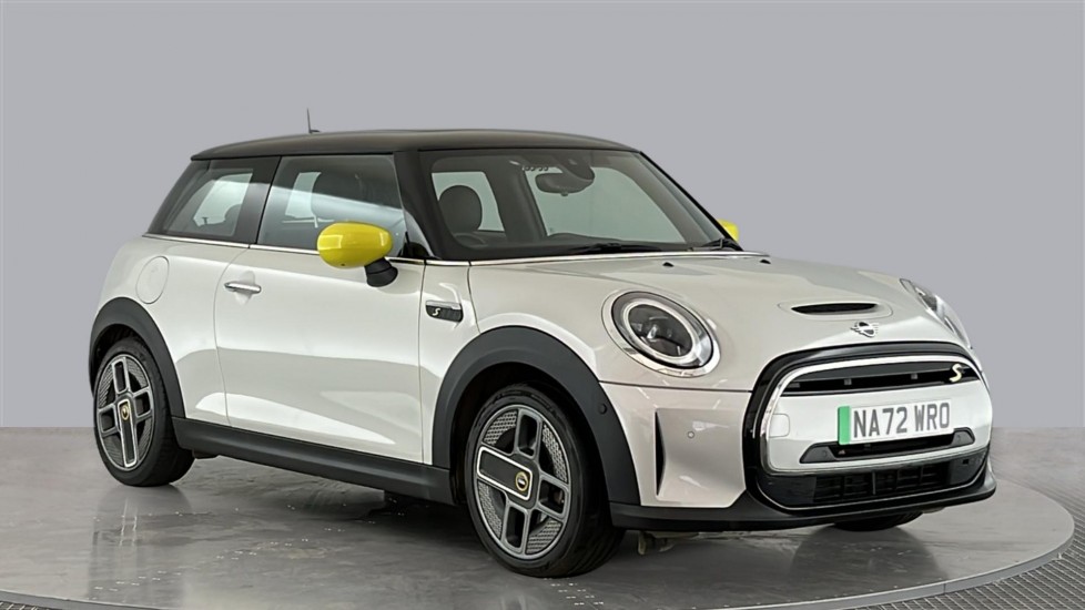 MINI HATCHBACK Image 7