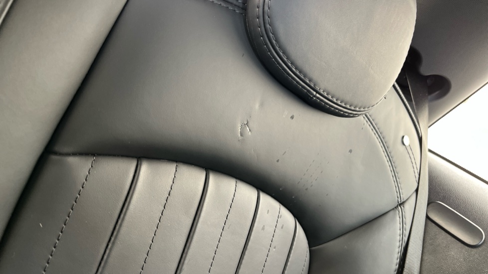 MINI HATCHBACK damage
