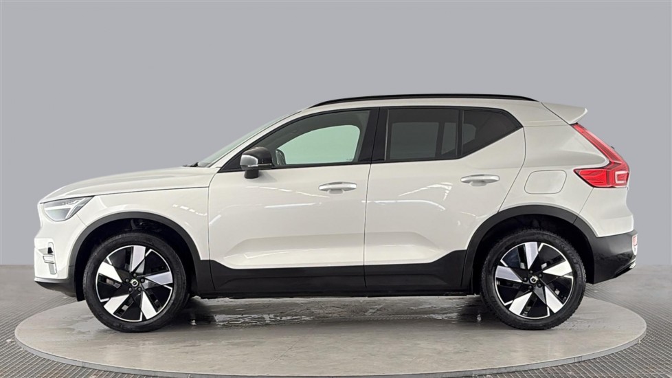 VOLVO XC40 ELECTRIC ESTATE 170kW Recharge Core 69kWh 5dr Auto