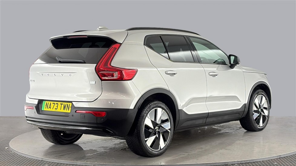 VOLVO XC40 ELECTRIC ESTATE 170kW Recharge Core 69kWh 5dr Auto