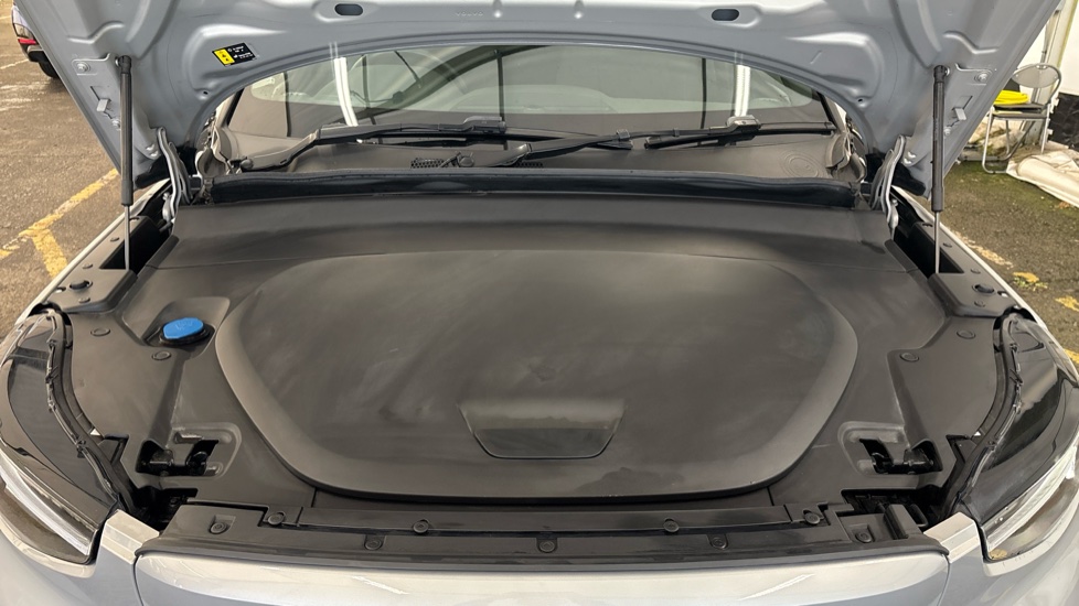 VOLVO XC40 ELECTRIC ESTATE 170kW Recharge Core 69kWh 5dr Auto