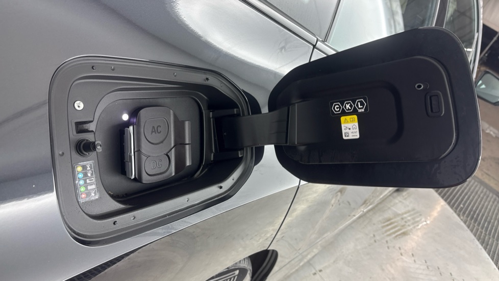 BMW iX Image 21