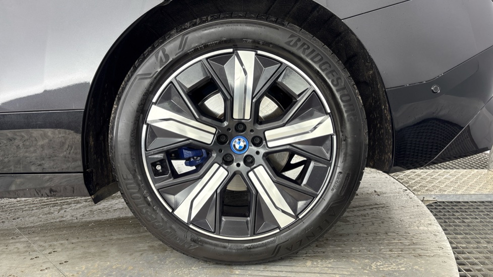 BMW iX ESTATE 240kW xDrive40 M Sport 76.6kWh 5dr Auto