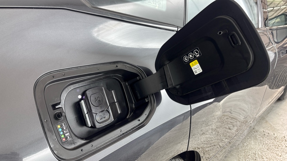 BMW iX ESTATE 240kW xDrive40 M Sport 76.6kWh 5dr Auto