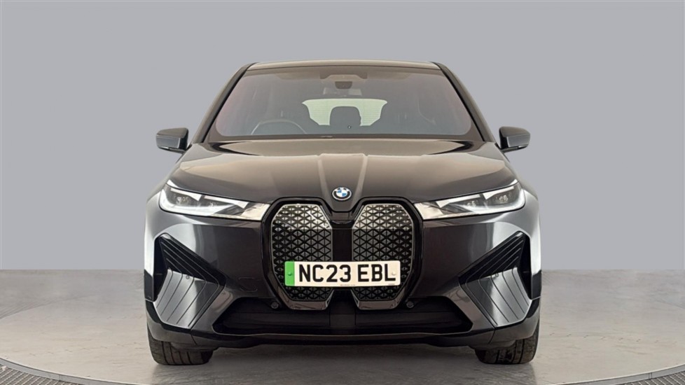 BMW iX Image 8