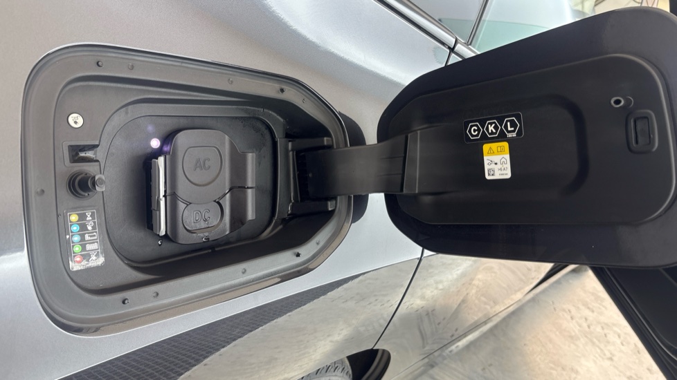BMW iX Image 21