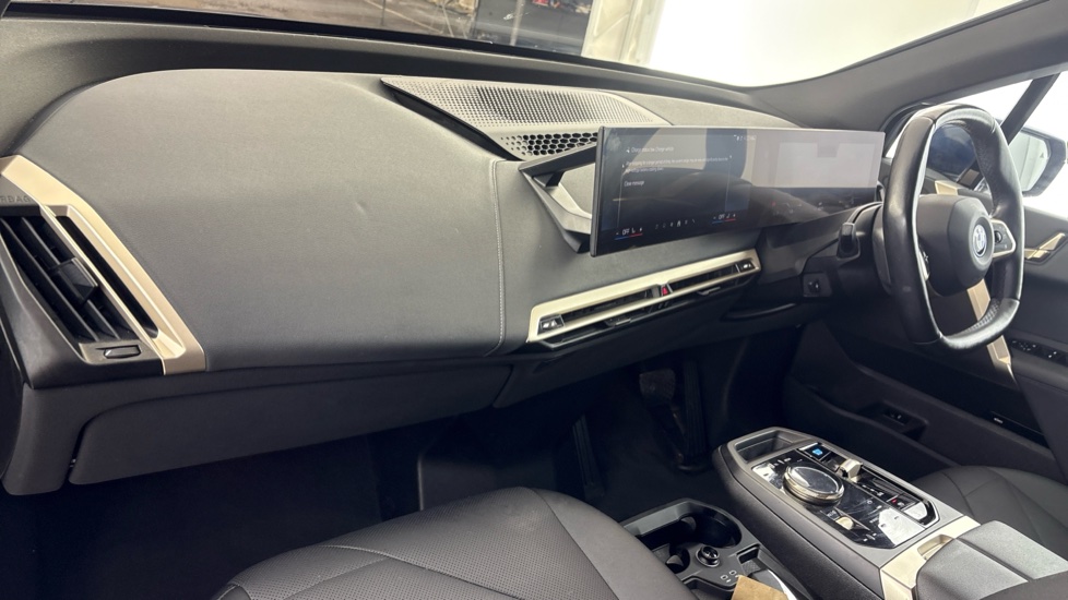 BMW iX ESTATE 240kW xDrive40 M Sport 76.6kWh 5dr Auto