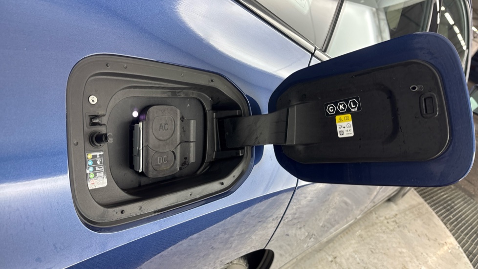 BMW iX ESTATE 240kW xDrive40 M Sport 76.6kWh 5dr Auto