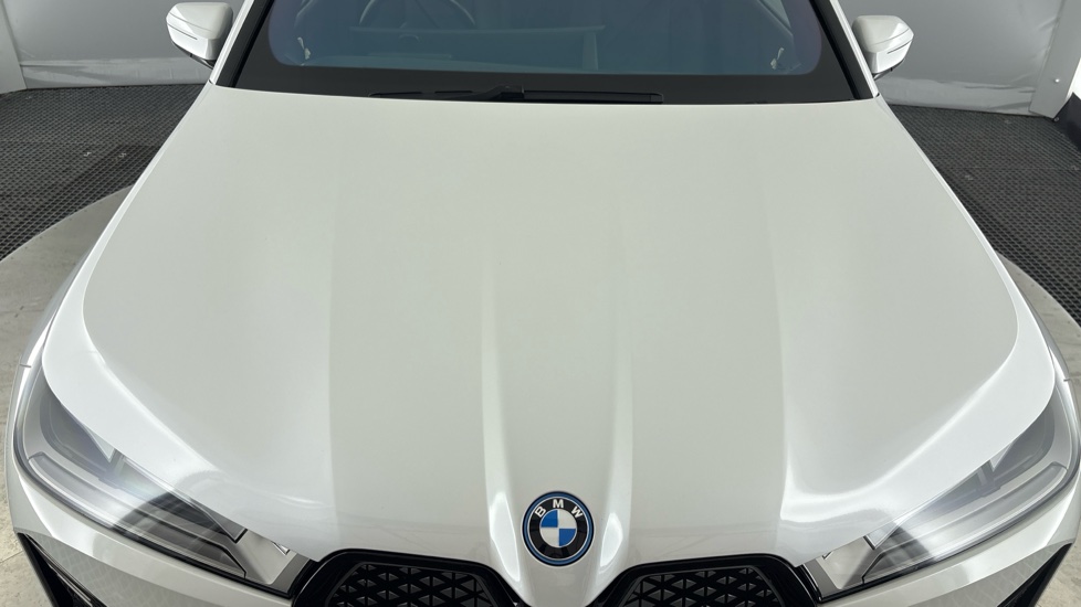 BMW iX ESTATE 240kW xDrive40 M Sport 76.6kWh 5dr Auto