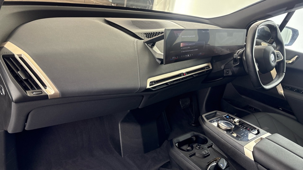 BMW iX ESTATE 240kW xDrive40 M Sport 76.6kWh 5dr Auto