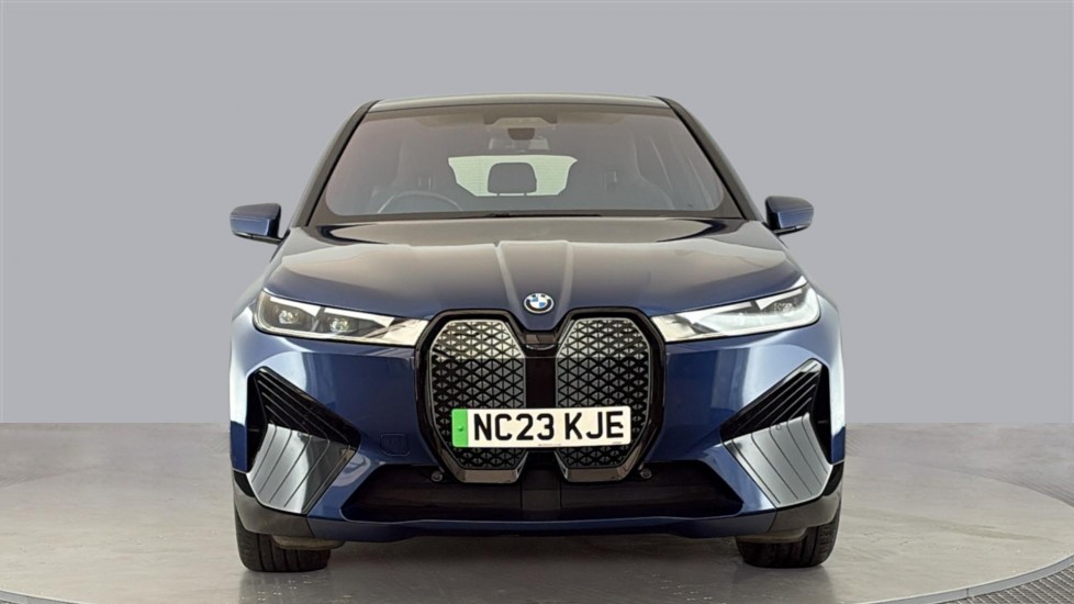 BMW iX Image 8