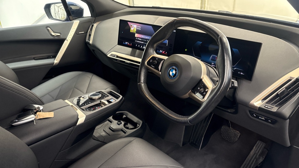 BMW iX ESTATE 240kW xDrive40 M Sport 76.6kWh 5dr Auto