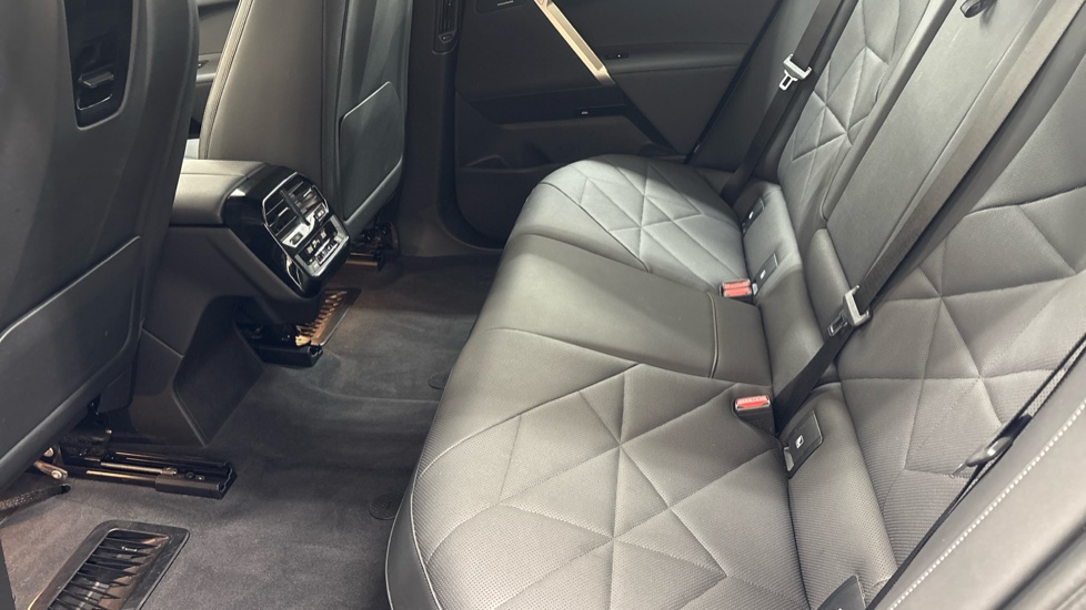 BMW iX ESTATE 240kW xDrive40 M Sport 76.6kWh 5dr Auto