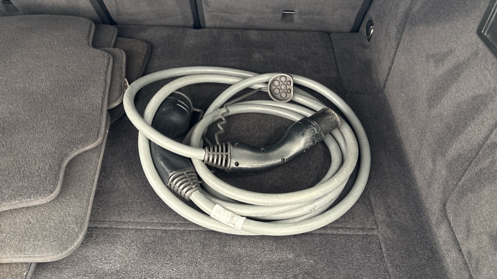 BMW iX Image 22