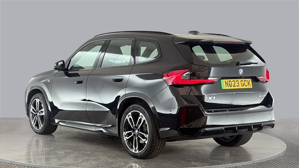 BMW iX1 Image 3