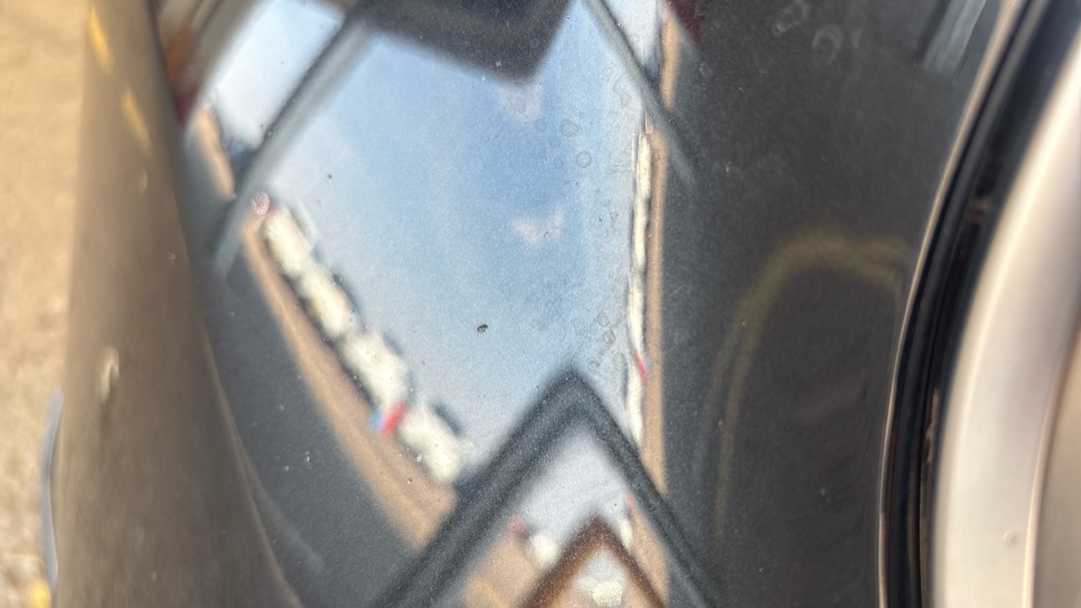 BMW iX1 Multiple chips