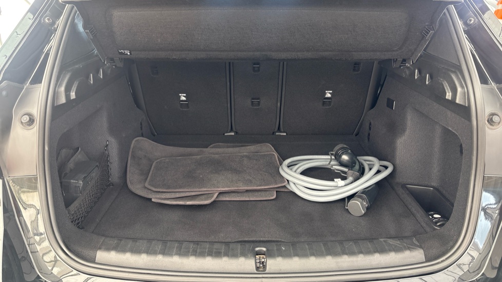 BMW iX1 Image 15