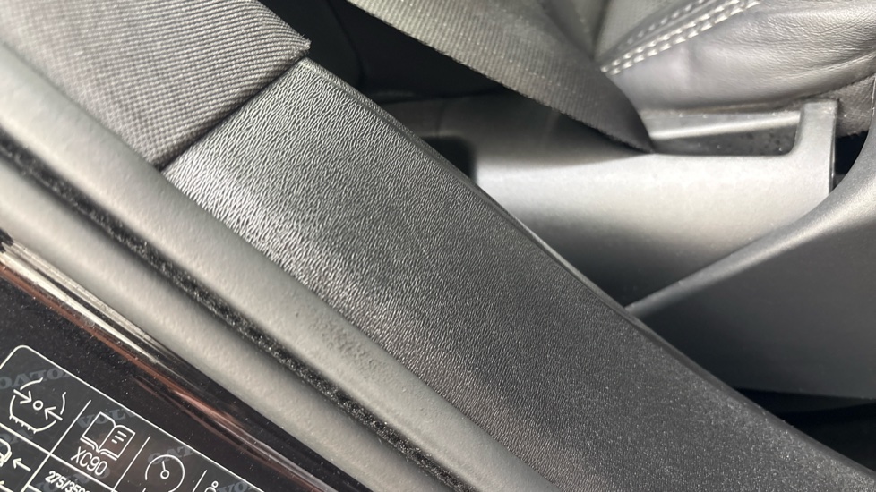 VOLVO XC90 ESTATE 2.0 T8 [455] RC PHEV Ultimate Dark 5dr AWD Gtron