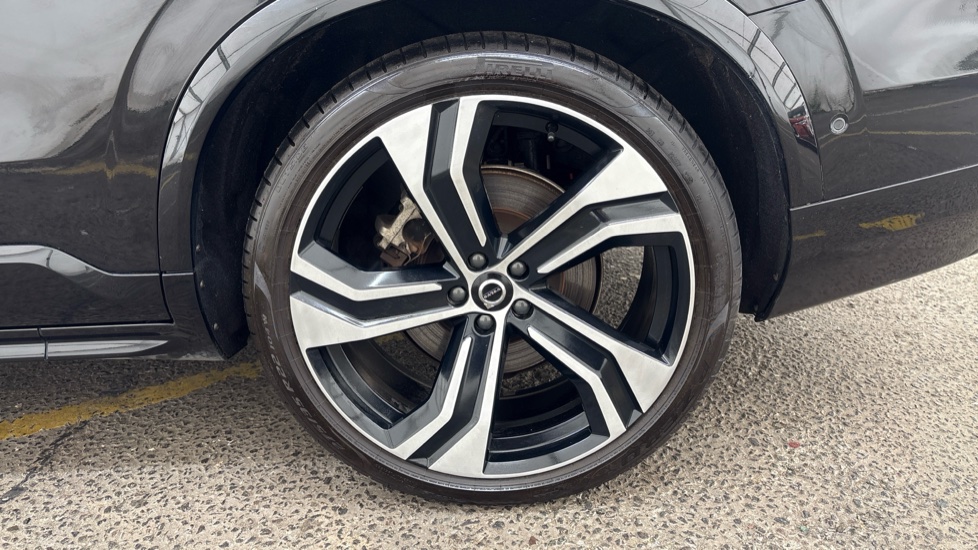 VOLVO XC90 ESTATE 2.0 T8 [455] RC PHEV Ultimate Dark 5dr AWD Gtron
