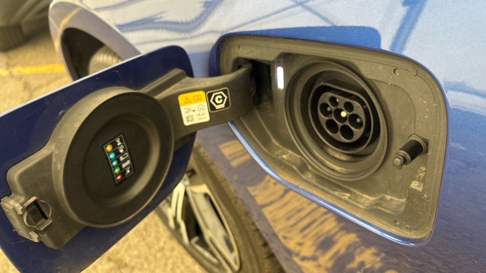 BMW 3 SERIES Image 21